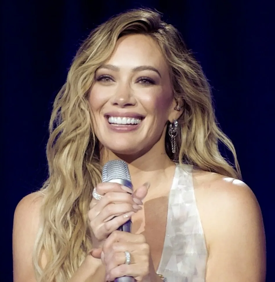 Hilary Duff durante un concierto en Voltaire · febrero2026
