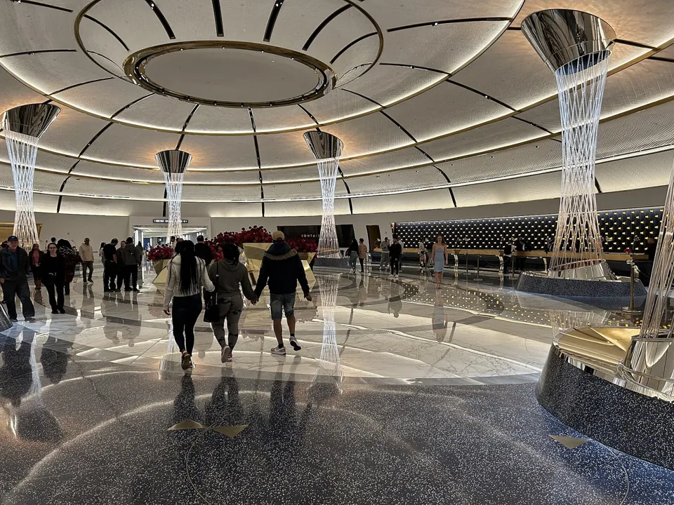 Vestíbulo de Fontainebleau Las Vegas · archivo 2024