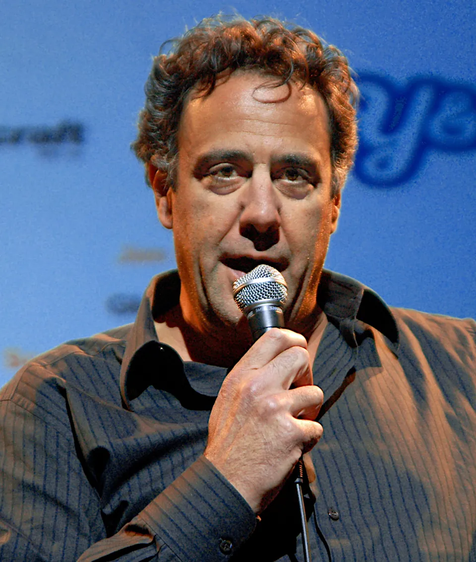 Brad Garrett en un evento benéfico en Beverly Hills · archivo abril de 2011; no es una foto del club ni confirma su participación en una función