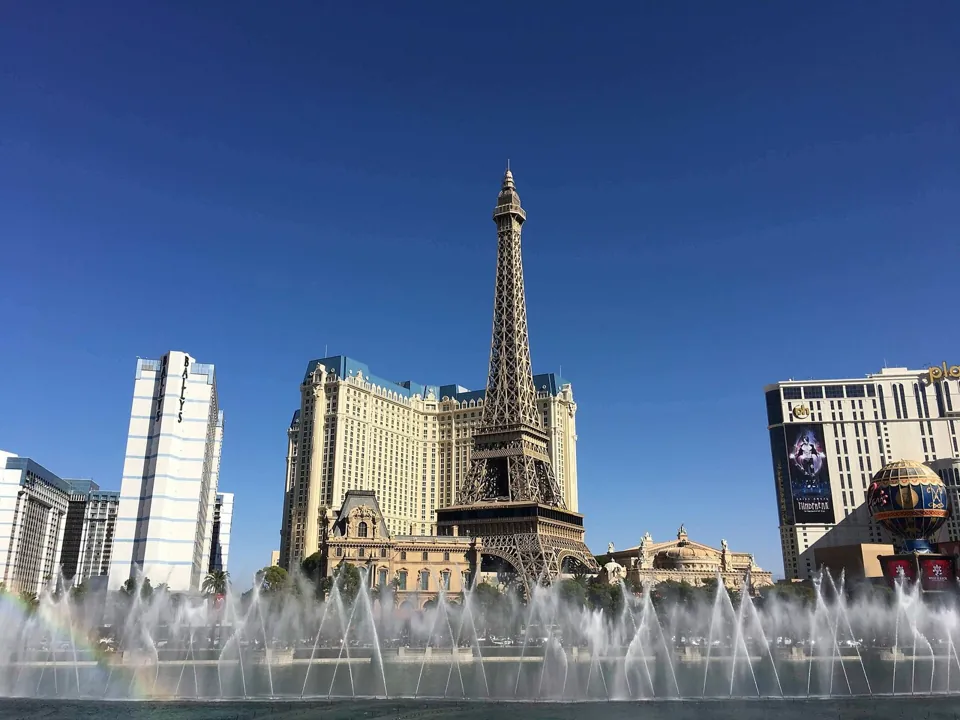 Vista desde LAGO, Bellagio · archivo 2021