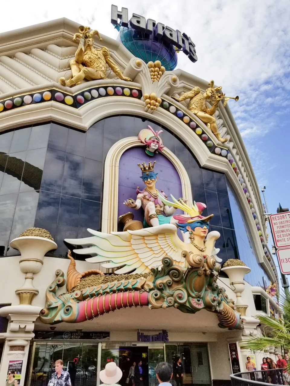 Entrada de Harrah’s Las Vegas · archivo de julio de 2018; no confirma la configuración actual.
