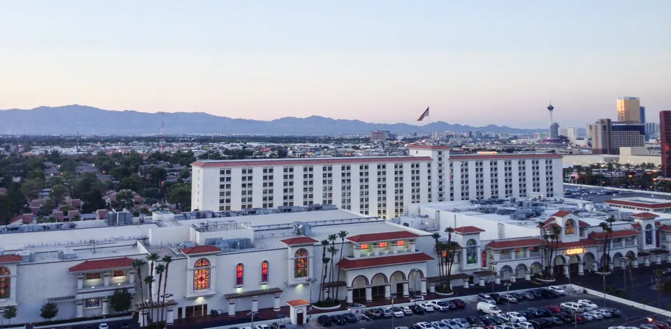 Exterior de Gold Coast Hotel and Casino · archivo de agosto de 2014.
