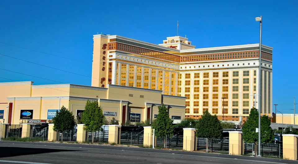 Exterior de South Point Hotel, Casino & Spa · archivo de octubre de 2023.