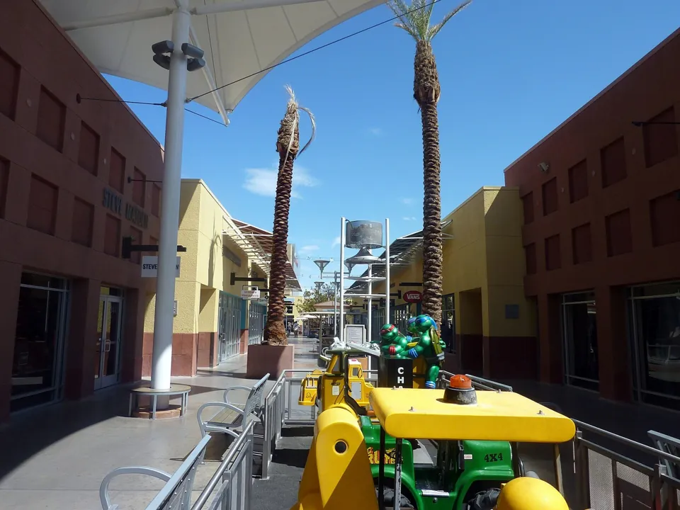 Las Vegas North Premium Outlets · archivo 2012