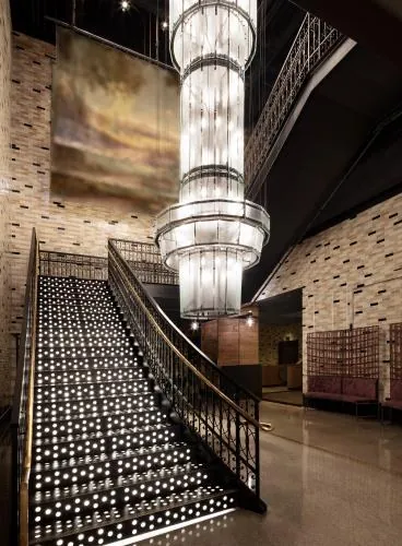 Escalera de acceso de The Chelsea en The Cosmopolitan.