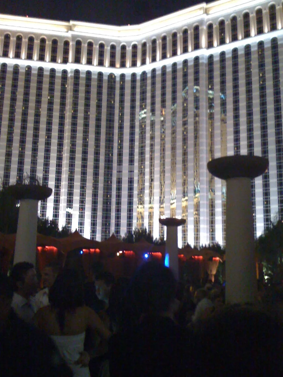 Vista desde TAO Nightclub hacia el resort The Venetian en 2009