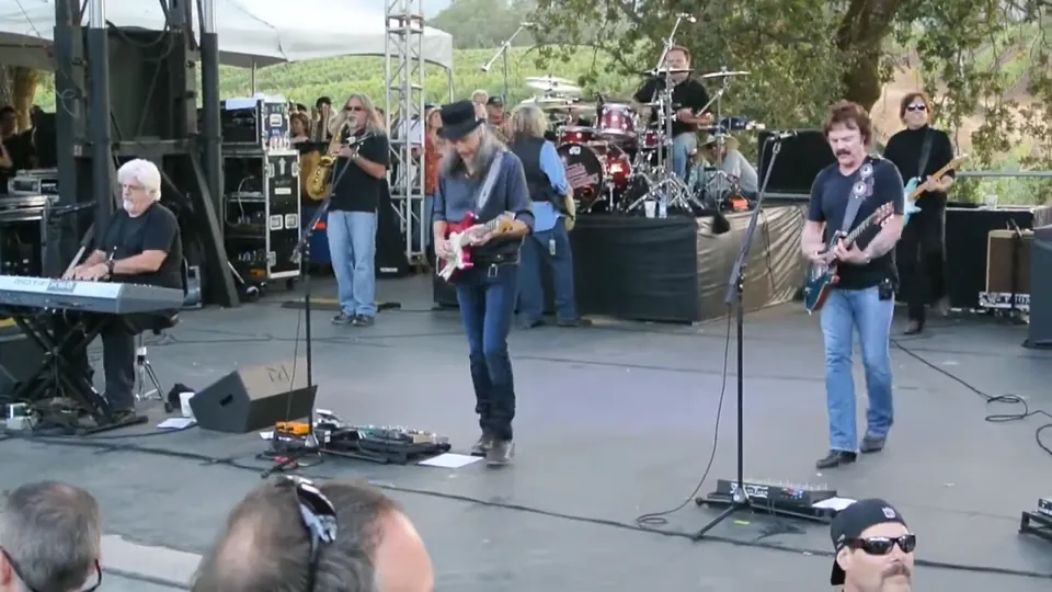 The Doobie Brothers durante un concierto benéfico · archivo de junio de 2018. Fotografía de archivo; no corresponde a la presentación anunciada en Las Vegas.
