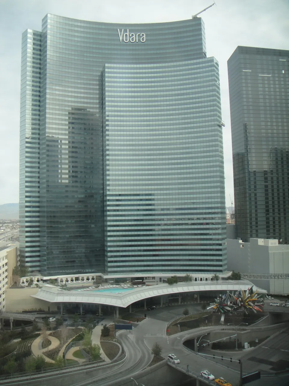 Torre de Vdara vista desde el sur · archivo de marzo de 2010